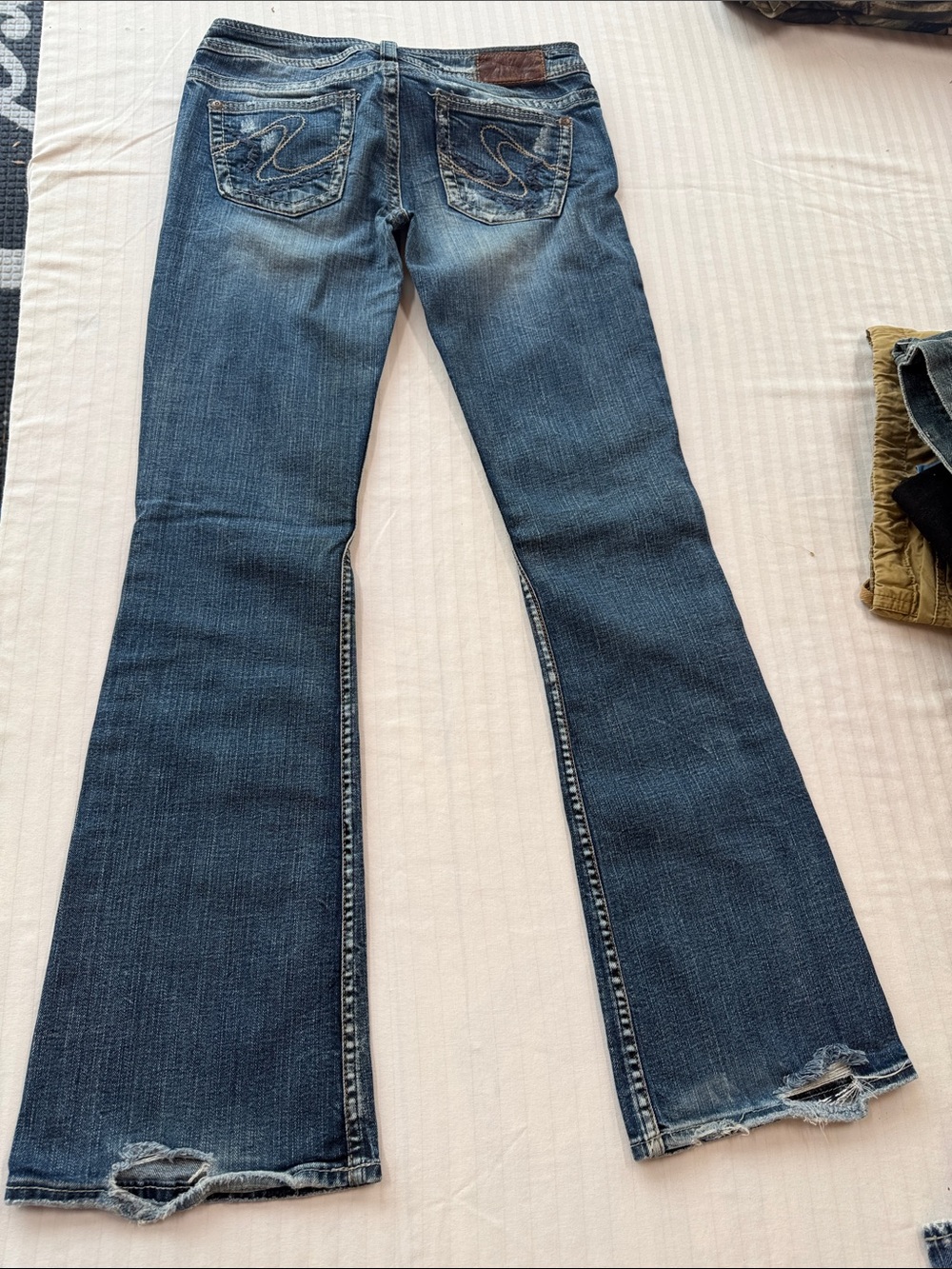Silver Jeans Women's Dark Blue Flare Jeans